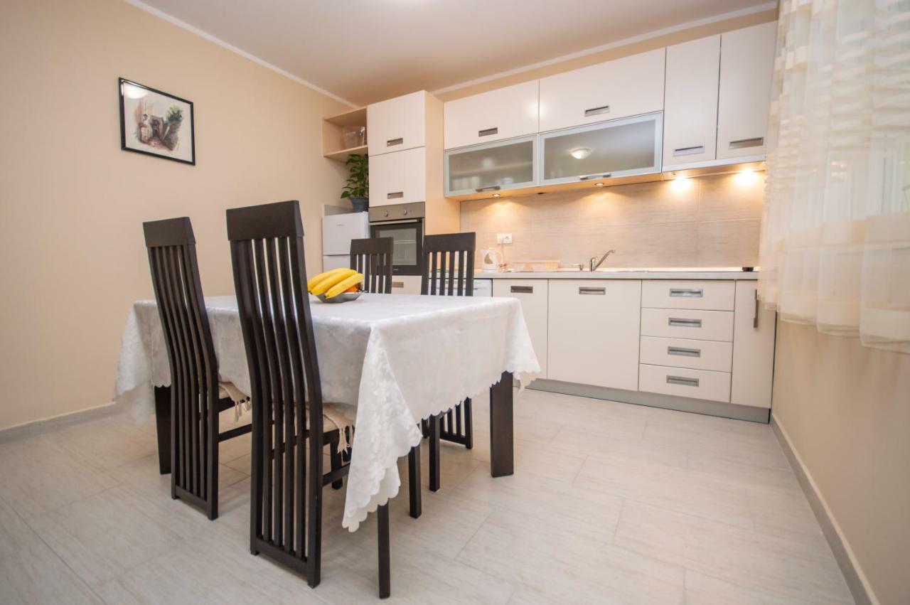 Apartment Nikolic Котор Экстерьер фото